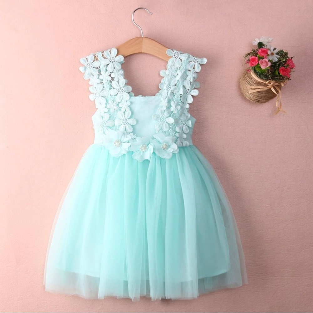 Momorrii Aqua Blue Tulle Floral Dress size 4(61cm Lgth, 29.5cm Bust, 4-5yrs old)